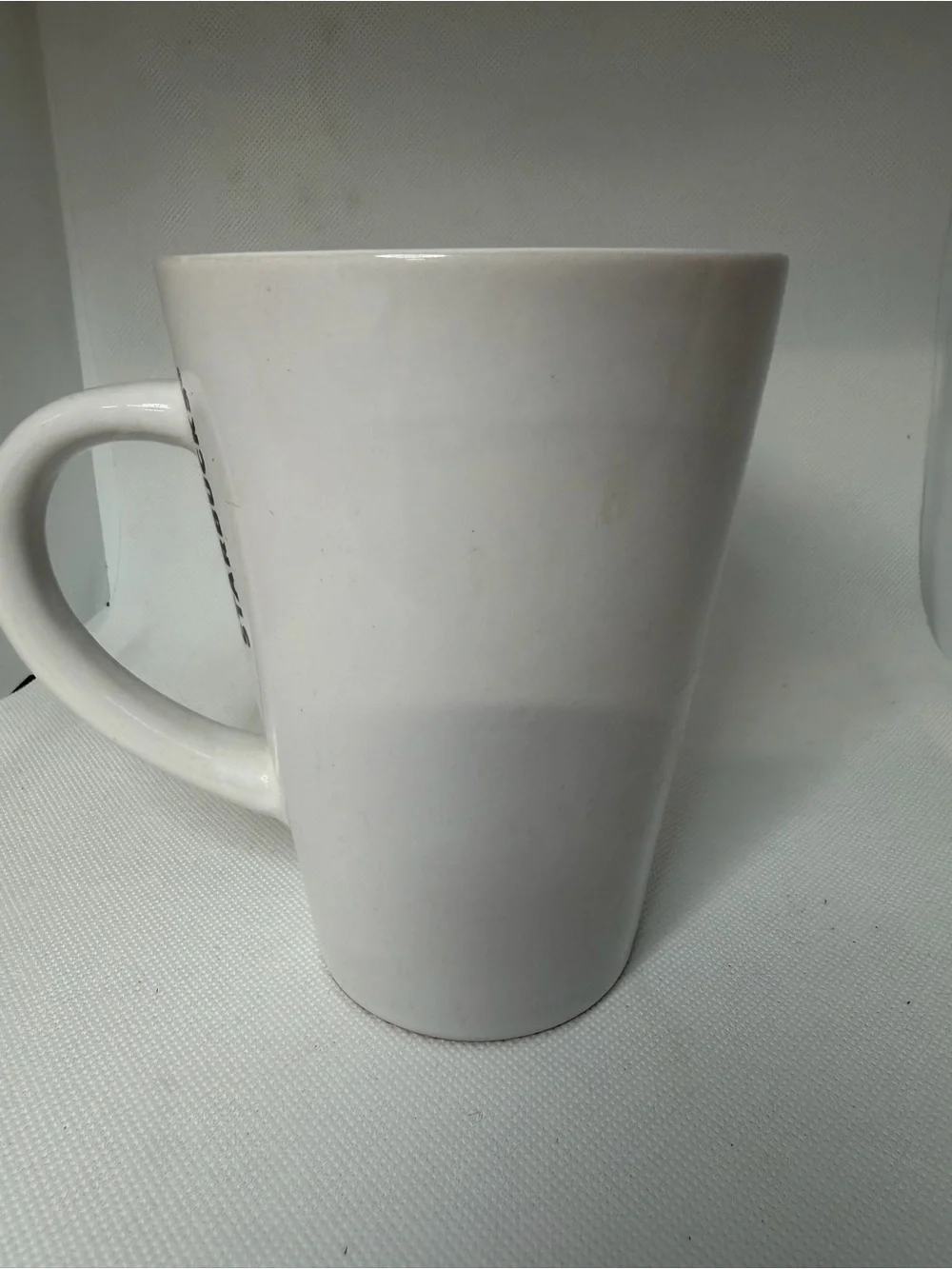 Starbucks Green Mermaid Siren Logo Coffee Cup  12 fl. oz. White 2017